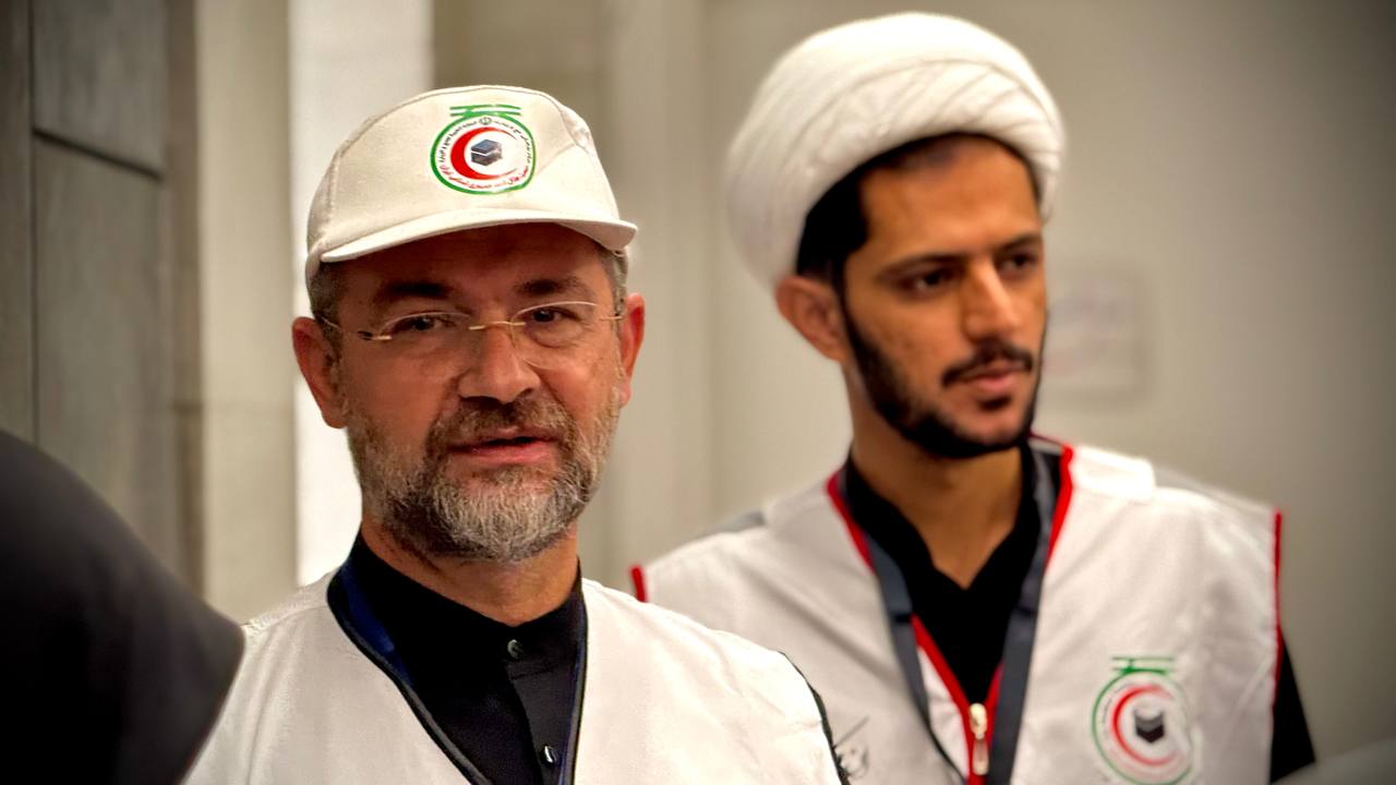 بازدید نمایندگان مجلس شورای اسلامی از ارائه خدمات جمعیت هلال‌احمر در مراسم اربعین حسینی (ع)