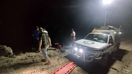 سقوط مرگبار ون به دره در محور هراز ؛ ایجاد کارگاه تخصصی هلال احمر برای پیدا کردن سرنشینان