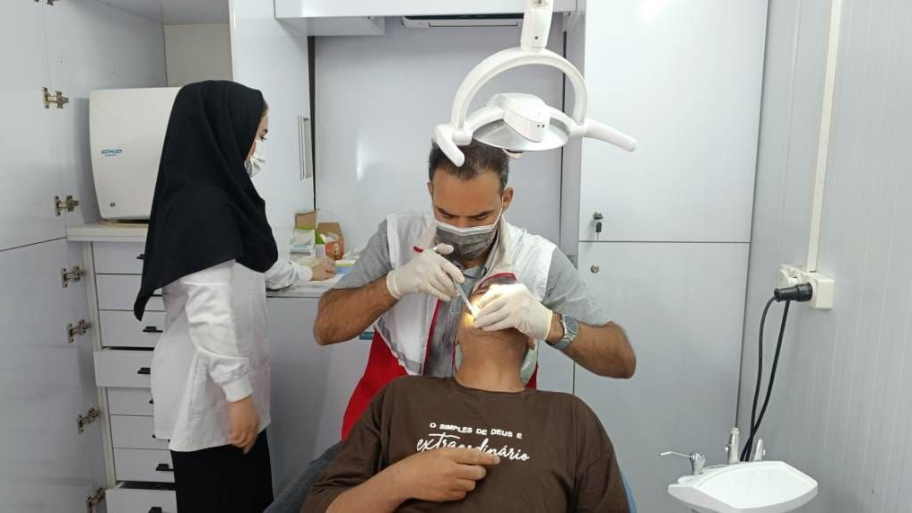 ارائه بیش از ۴۰۰ خدمت سلامتمحور در کاروان سلامت هلالاحمر مرودشت همزمان با هفته دولت