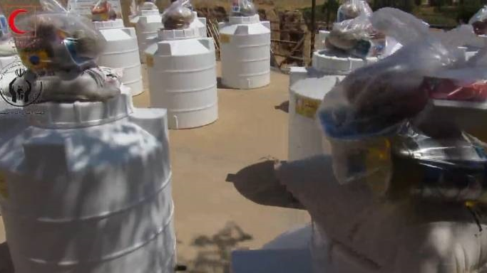 ۶۰ تانکر آب ۲۰۰ لیتری میان روستاهای درگیر تنش آبی بیارجمند توزیع شد