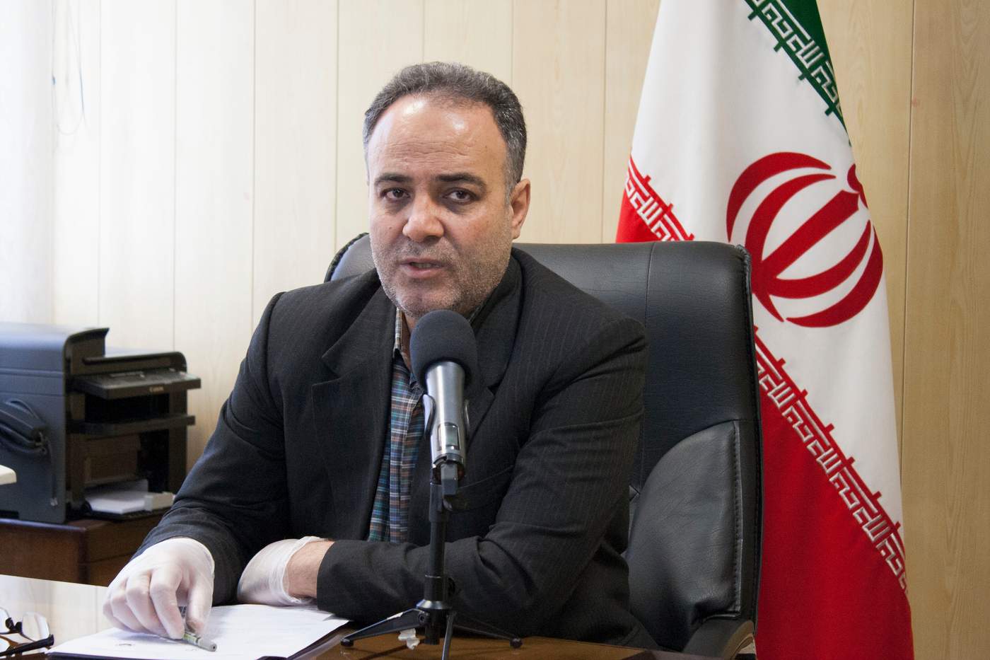 فرماندار شهرستان خرمدره: هلال احمر ارمغانی از آرامش برای هموطنان است