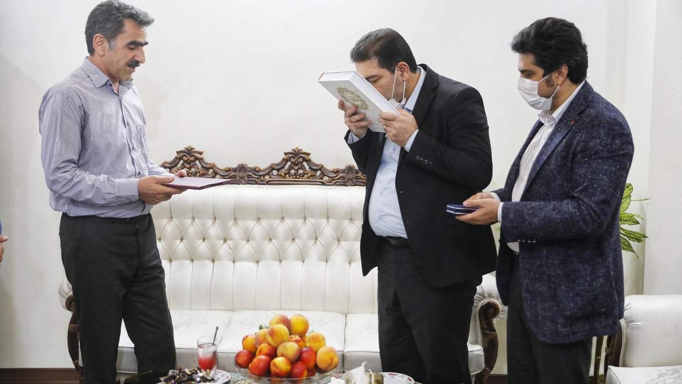 دیدار دکتر همتی با علی اکبر سپهری، آزاده سربلند جمعیت هلالاحمر