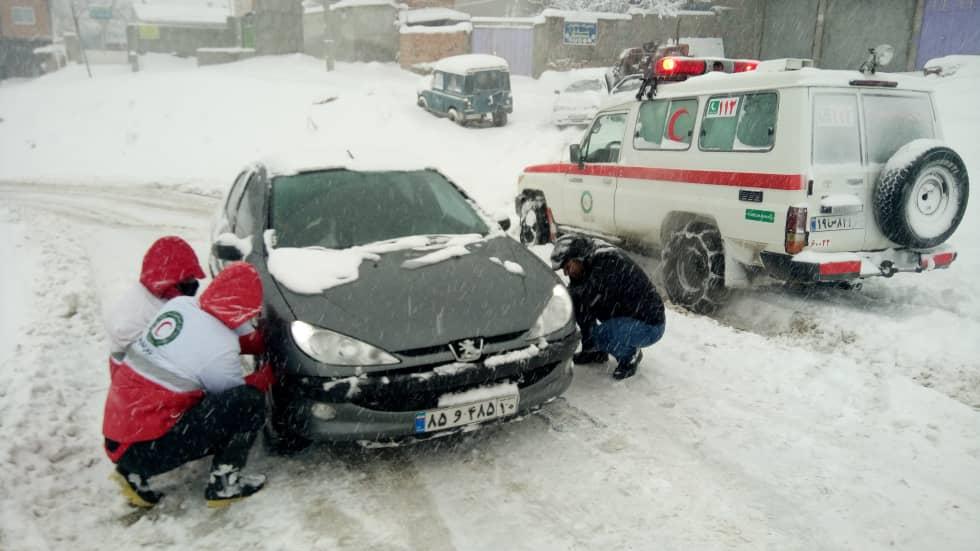 امدادرسانی به 2 هزار نفر از متاثران برف و سرما در مازندران