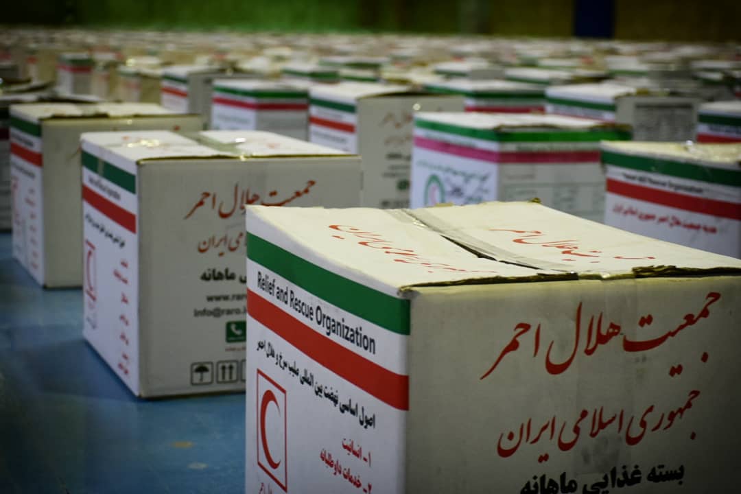 آغاز توزیع ۴۰۰۰ بسته معیشتی بین نیازمندان در رزمایش همدلی کرمانشاه