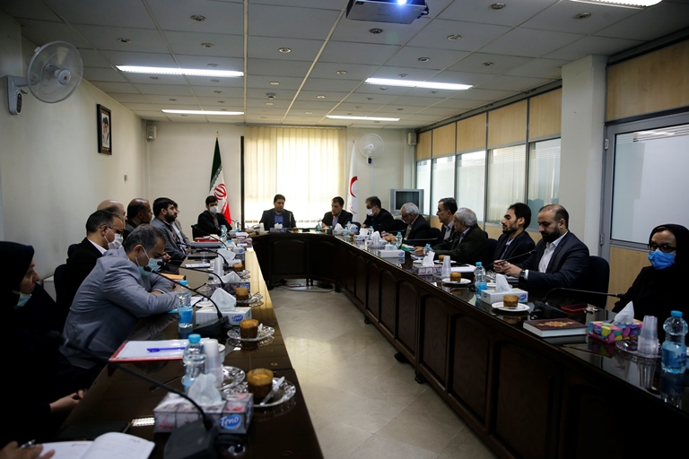 بازدید دکتر همتی از معاونت حقوقی و امور مجلس جمعیت هلال‌احمر/ کارگروه تنظیم مقررات در جمعیت هلال‌احمر تشکیل می‌شود