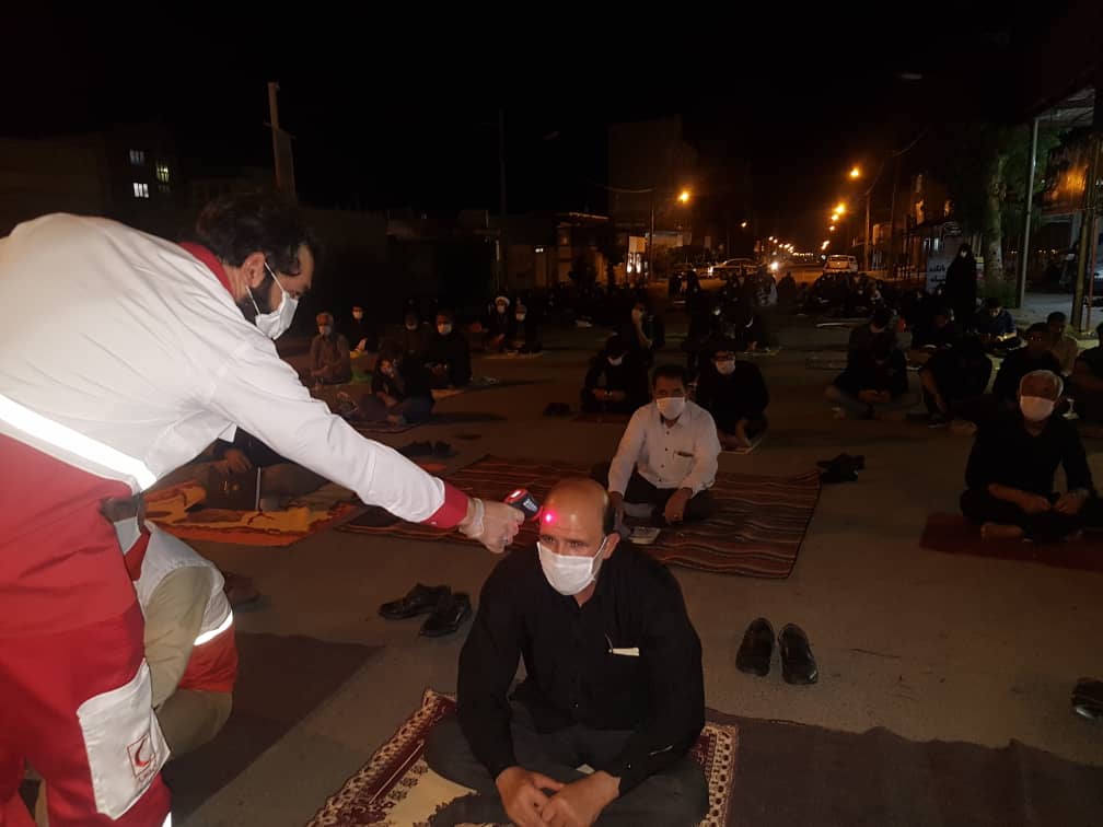پوشش امدادی مراسم شب قدر توسط نجاتگران هلالاحمر شهرستان درهشهر در ایلام