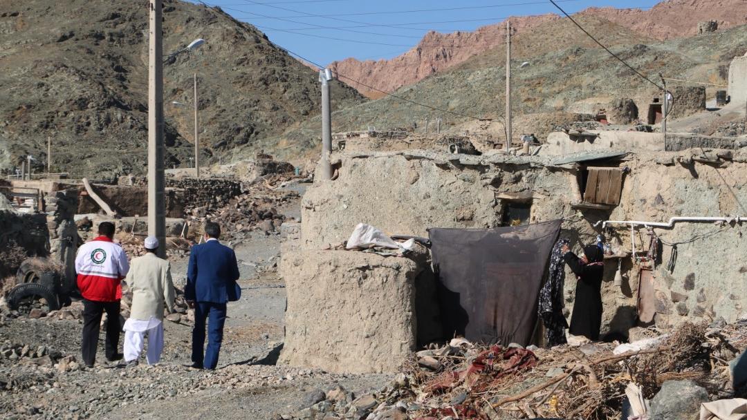 ادامه تلاش هلالاحمر و خیرین برای رفع مشکل کم آبی در خراسان جنوبی