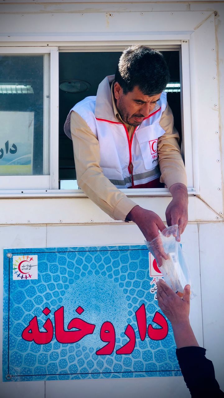 در قالب طرح نذر آب۳ انجام شد: ارسال اقلام بهداشتی و معیشتی هلالاحمر آذربایجان غربی به مناطق محروم خراسان جنوبی