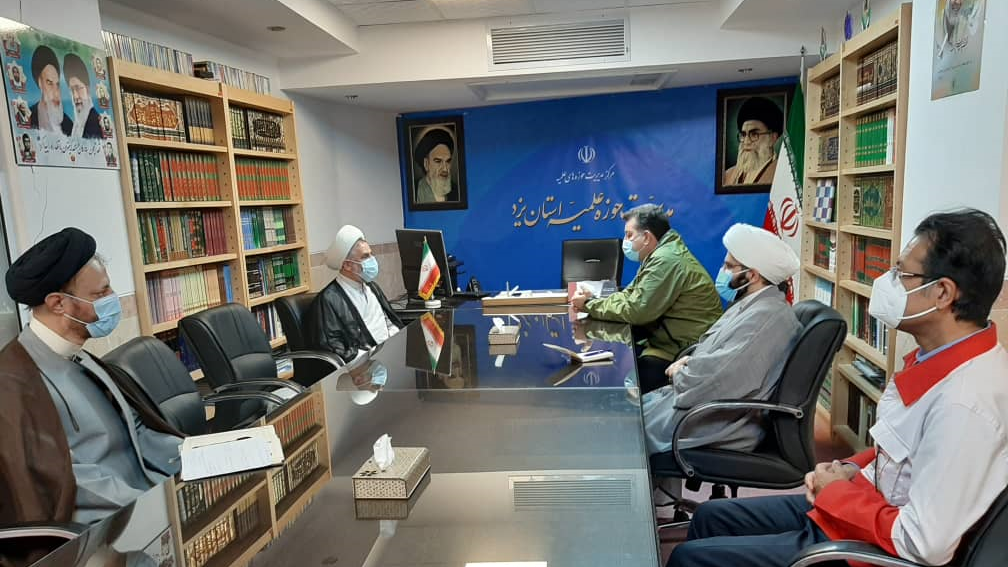 دیدار مدیرعامل و مسئول دفتر نمایندگی ولی فقیه هلال احمر یزد با مدیر حوزه علمیه استان/ تشکیل خانه هلال حوزه علمیه و تقویت کانون های طلاب