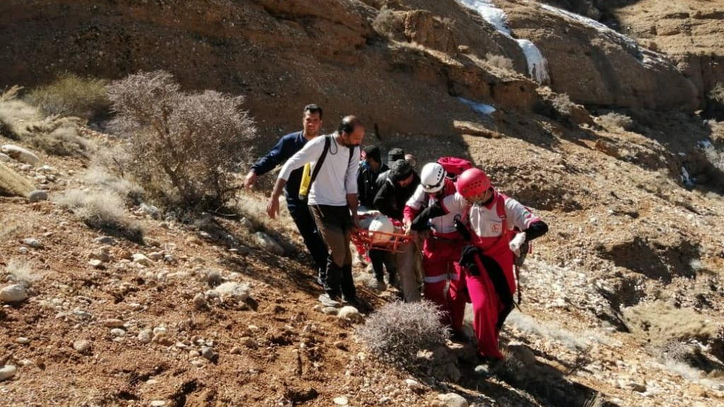 اندوه دنا، قلبمان را زخمی کرد/چند روایت از امدادگران پایگاه کوهستانی«دراک»