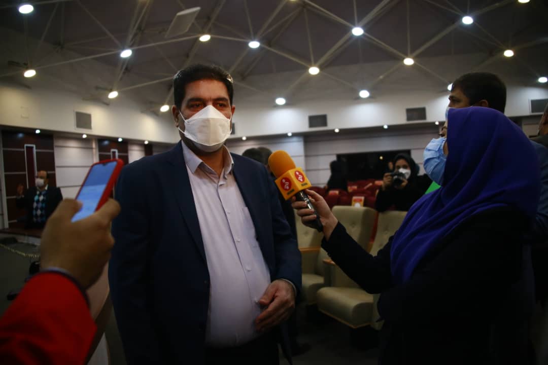 تقدیر از خیریهها و تشکلهای مردم نهاد همکار با جمعیت هلالاحمر با حضور دکترهمتی/گزارش تصویری