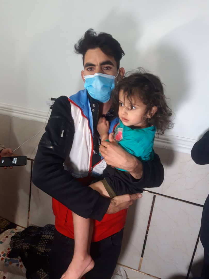 با تلاش امدادگران هلالاحمر میناب کودک گمشده روستایی پیدا شد
