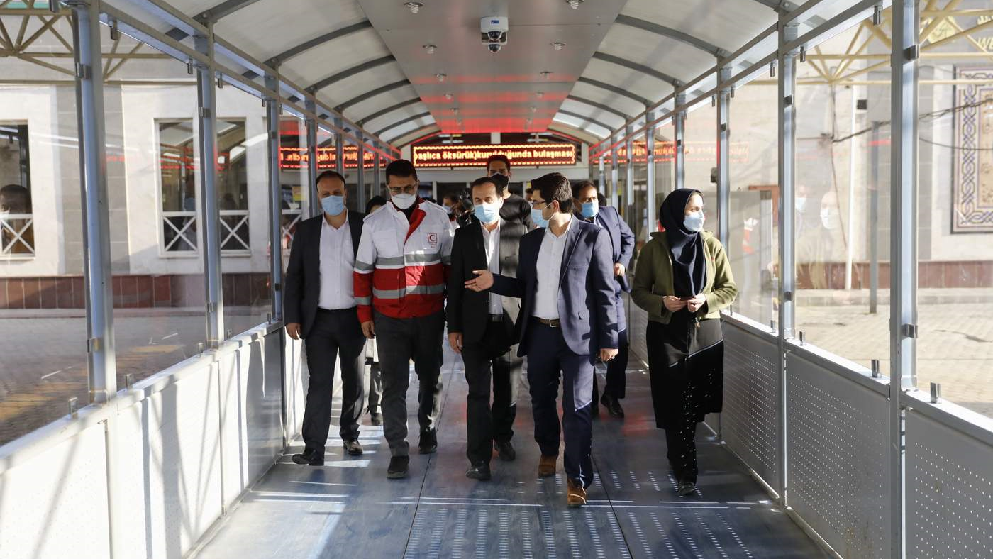  بازدید مدیر کل روابط عمومی جمعیت هلال احمر از مرز بازرگان 