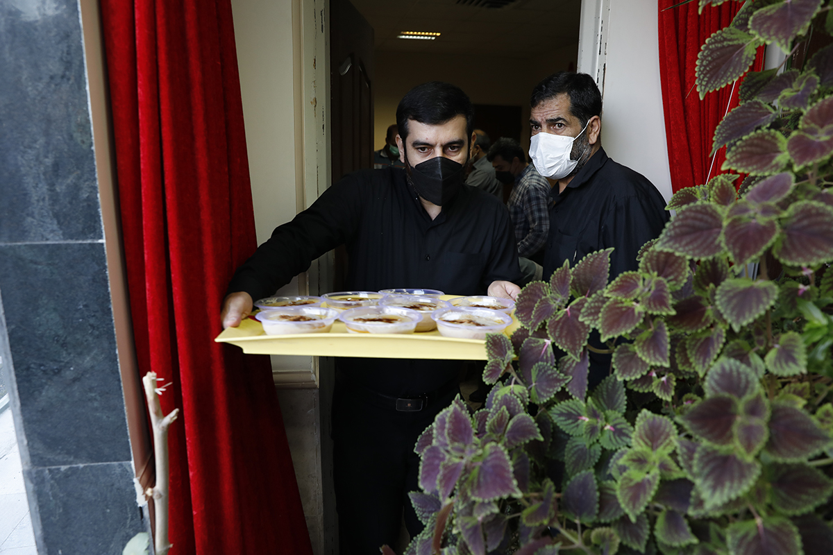 برگزاری مراسم سوگواری روزهای پایانی صفر با حضور مسئولان جمعیت