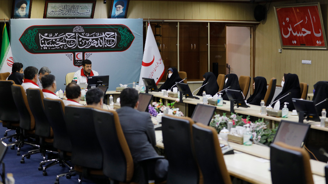 دیدار دکتر کولیوند با کارکنان بازنشسته اداره جست‌وجو اسرا و مفقودین هلال احمر