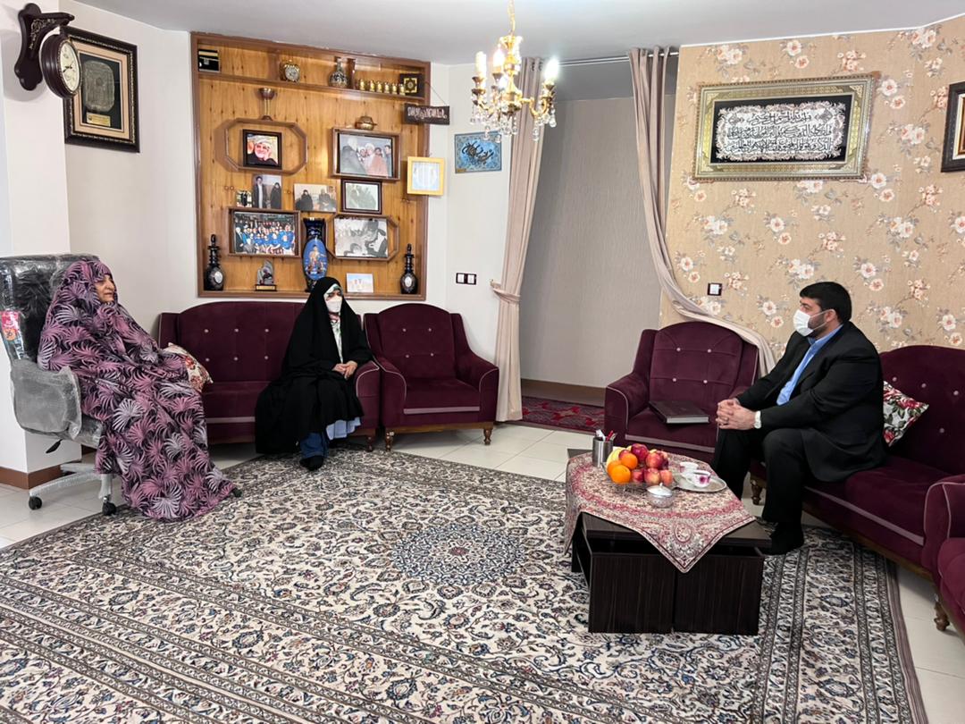 شهدا مردان واقعی هستند