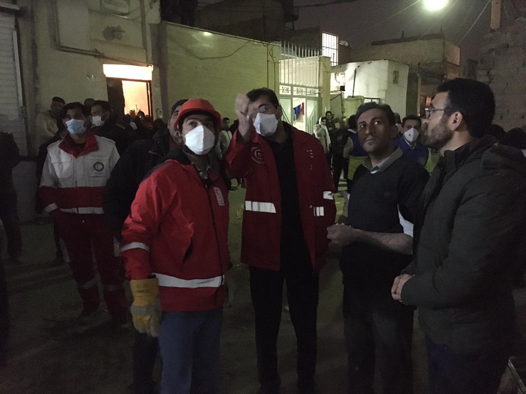 تعداد کشته های ریزش ساختمان مسکونی در رباط کریم به ۶ نفر رسید / عملیات نجات ادامه دارد