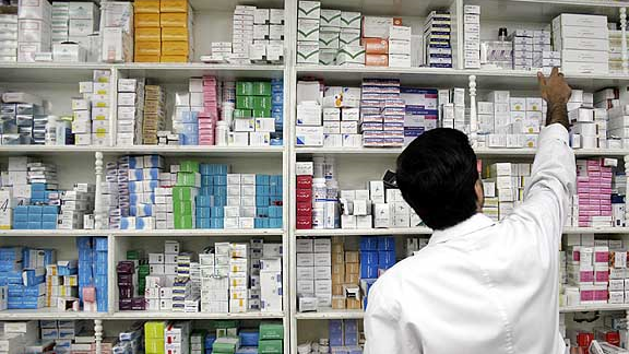پیشتازی داروخانههای هلالاحمر در طرح «پرونده الکترونیک سلامت»