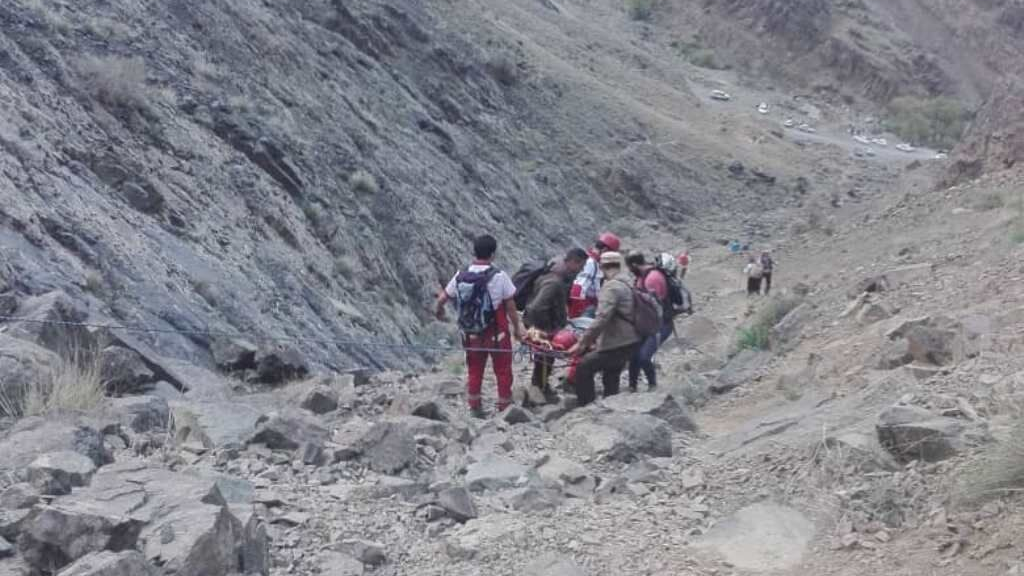 بهروزرسانی خبر: کوهنوردان گرفتار در ارتفاعات البرز به پاییندست منتقل شدند