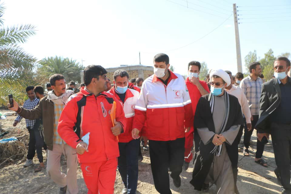 حضور میدانی رئیس جمعیت هلال احمر در مناطق سیل زده استان کرمان/گزارش تصویری