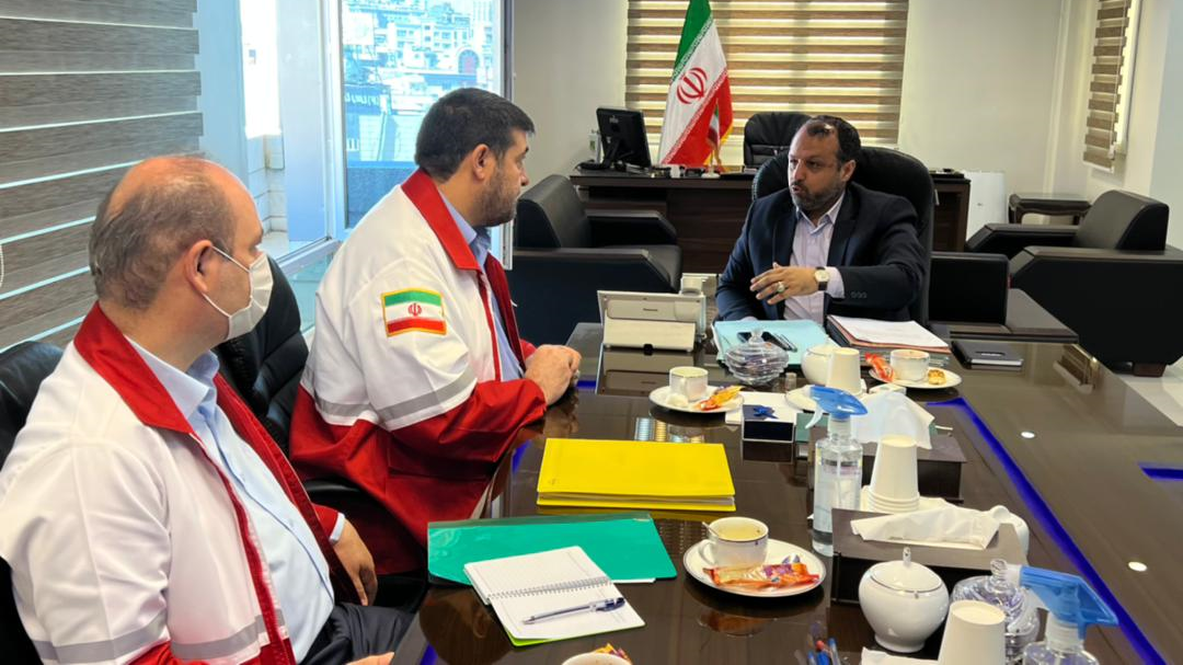 توسعه همکاری بین جمعیت هلال احمر با وزارت امور اقتصادی و دارایی مورد بررسی قرار گرفت
