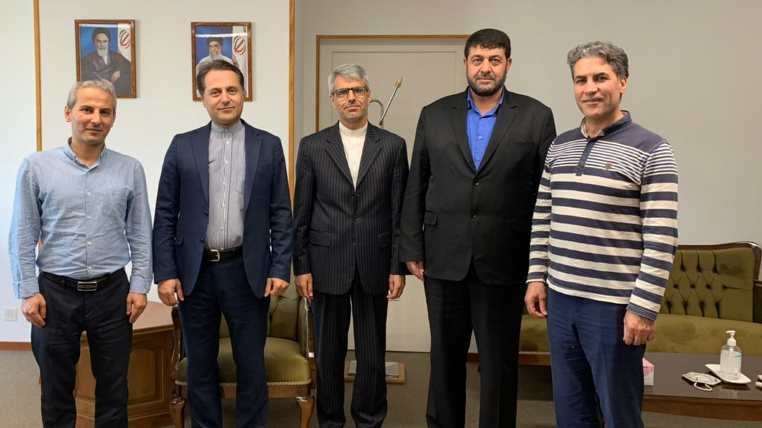 دیدار دکتر کولیوند با سفیر و نماینده دائم ایران در مقر اروپایی سازمان ملل متحد در ژنو/ توافق طرفین برای انعکاس فعالیت‌های گسترده هلال‌احمر ایران در سطح بین‌الملل