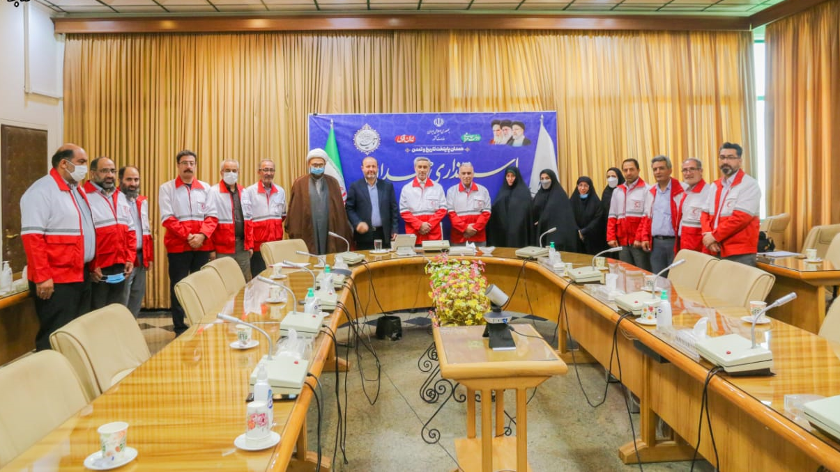 قدردانی استاندار همدان از روحیه جهادی داوطلبان