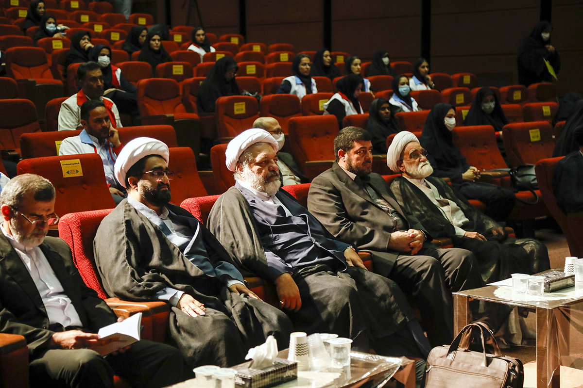 مراسم آغازین دوره آموزش معارف انقلاب اسلامی/گزارش تصویری