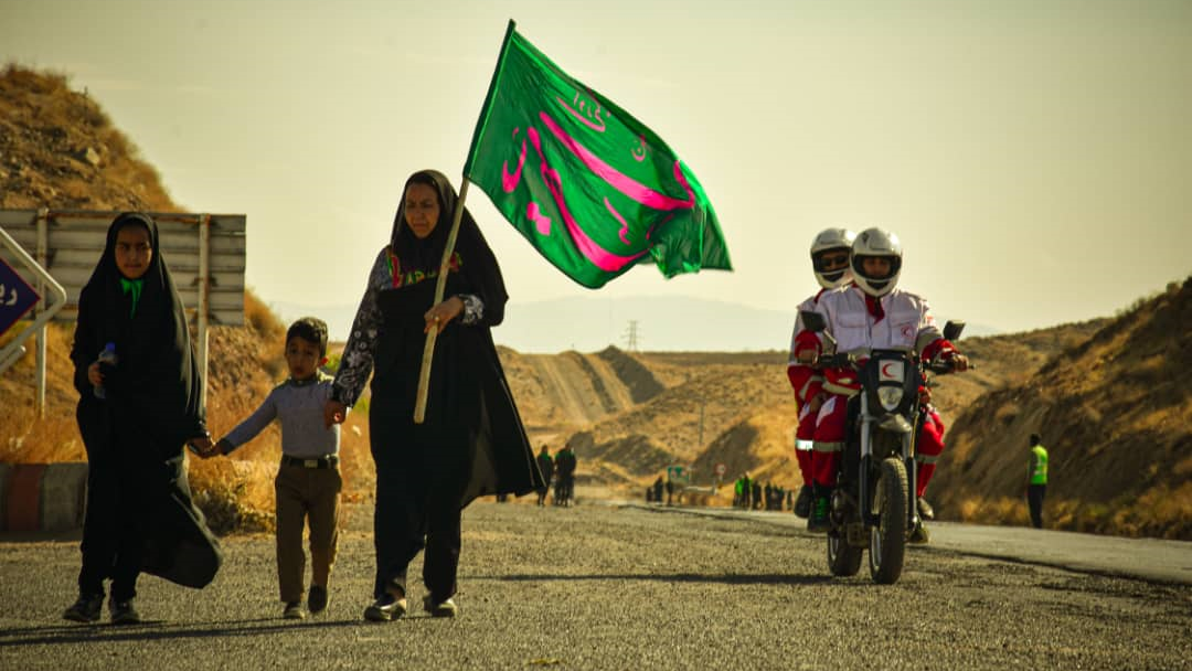پوشش امدادی پیادهروی زائران حرم رضوی با مشارکت 7 استان/حضور امدادگران تا 5 مهر در مسیرهای منتهی به مشهدمقدس