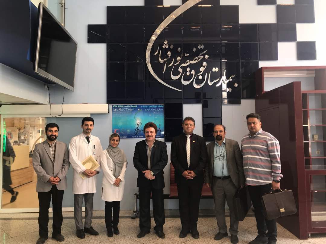 بازدید رئیس انجمن صنفی و کارگری هنرمندان موسیقی از بیمارستان فوقتخصصی نورافشار