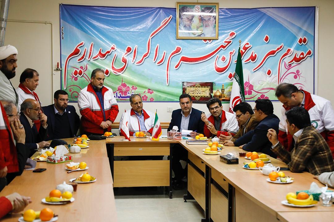 بازدید دبیرکل جمعیت هلالاحمر از مناطق شرق شهرستان اصفهان