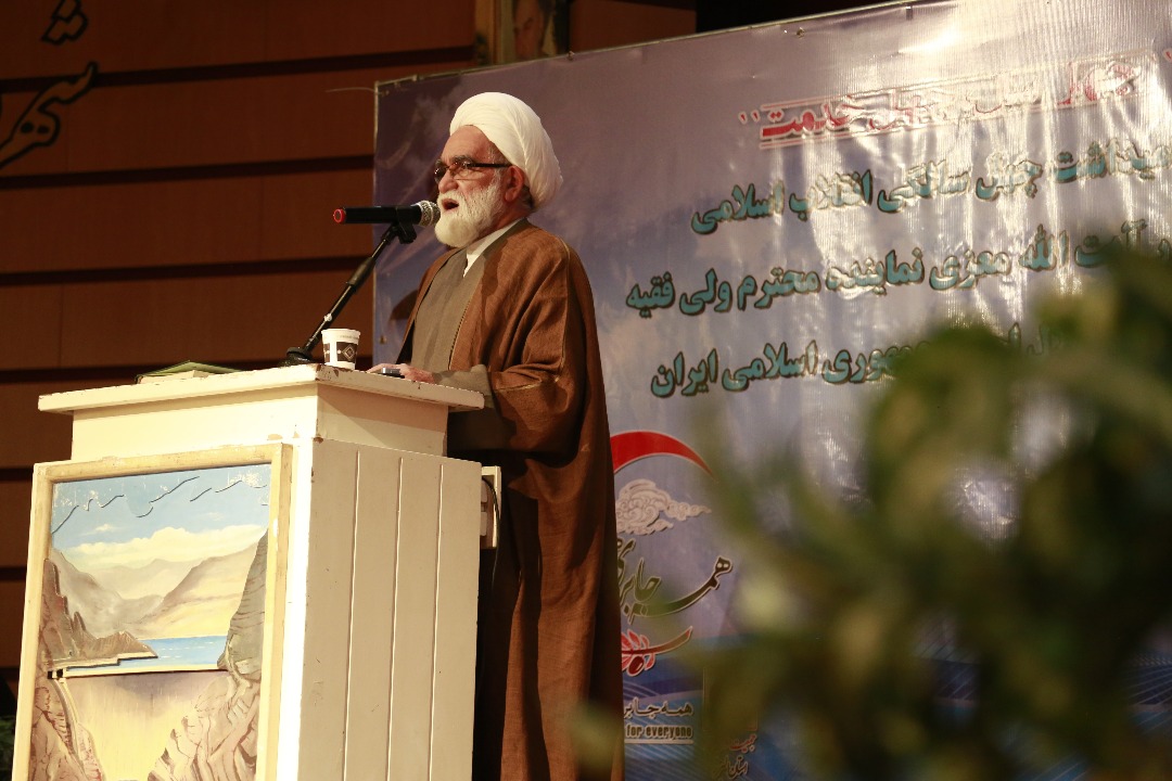 نماینده ولی فقیه در هلال احمر: ٣ اصل مذهب، ملت و رهبری رمز ماندگاری انقلاب شکوهمند اسلامی است