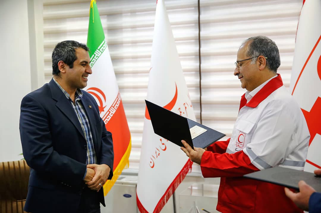 کمک یک میلیارد و 250 میلیون تومانی بانک آینده به سیل زدگان
