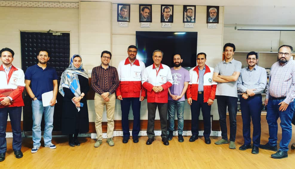 کمک نیم میلیاردی جامعه بازیسازان و برنامهسازان موبایلی و پلتفرم كافه بازار به سیلزدگان