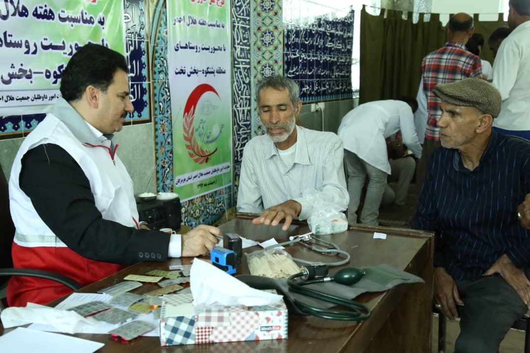 پزشک داوطلب هلالاحمر: خدمت در مناطق محروم زکات علمِ ماست