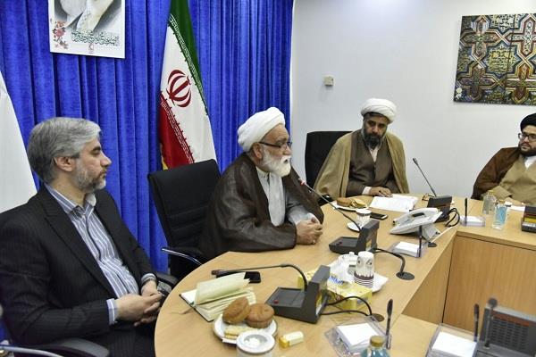 دیدار نماینده ولیفقیه در هلالاحمر با مسئولین کانونهای طلاب استان تهران/ گزارش تصویری