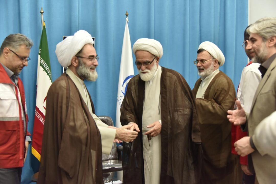 دیدار حجت‌الاسلام‌والمسلمین معزی با نماینده‌ولی‌فقیه در استان گیلان