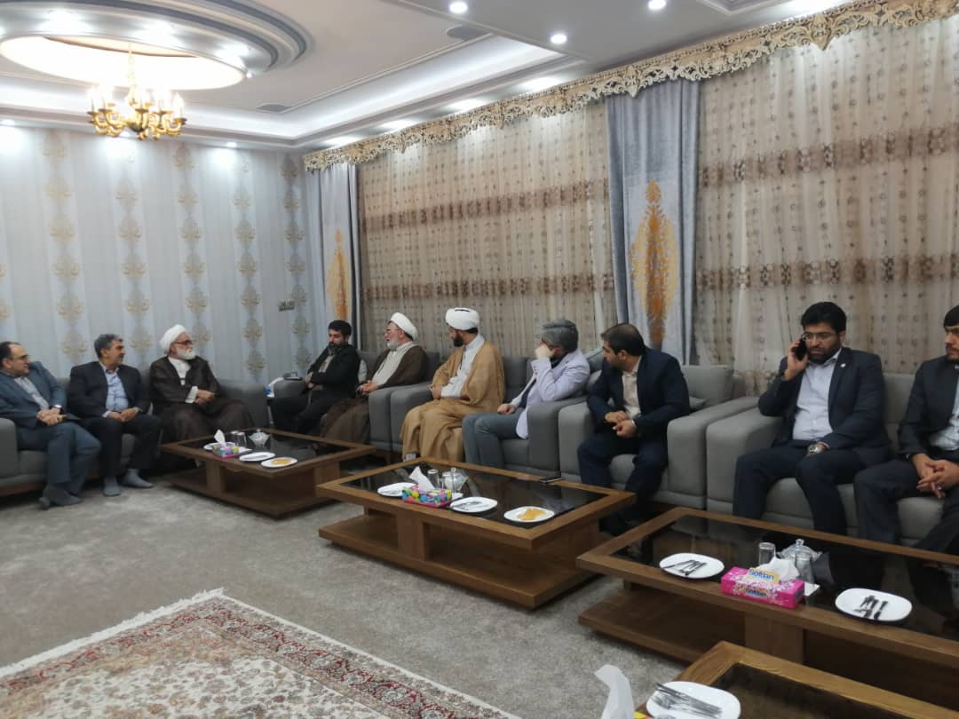 دیدار نماینده ولی فقیه در جمعیت هلال احمر با استاندار خوزستان: تاکید بر تداوم روند تکمیل بازسازی مناطق آسیبدیده از سیل استان