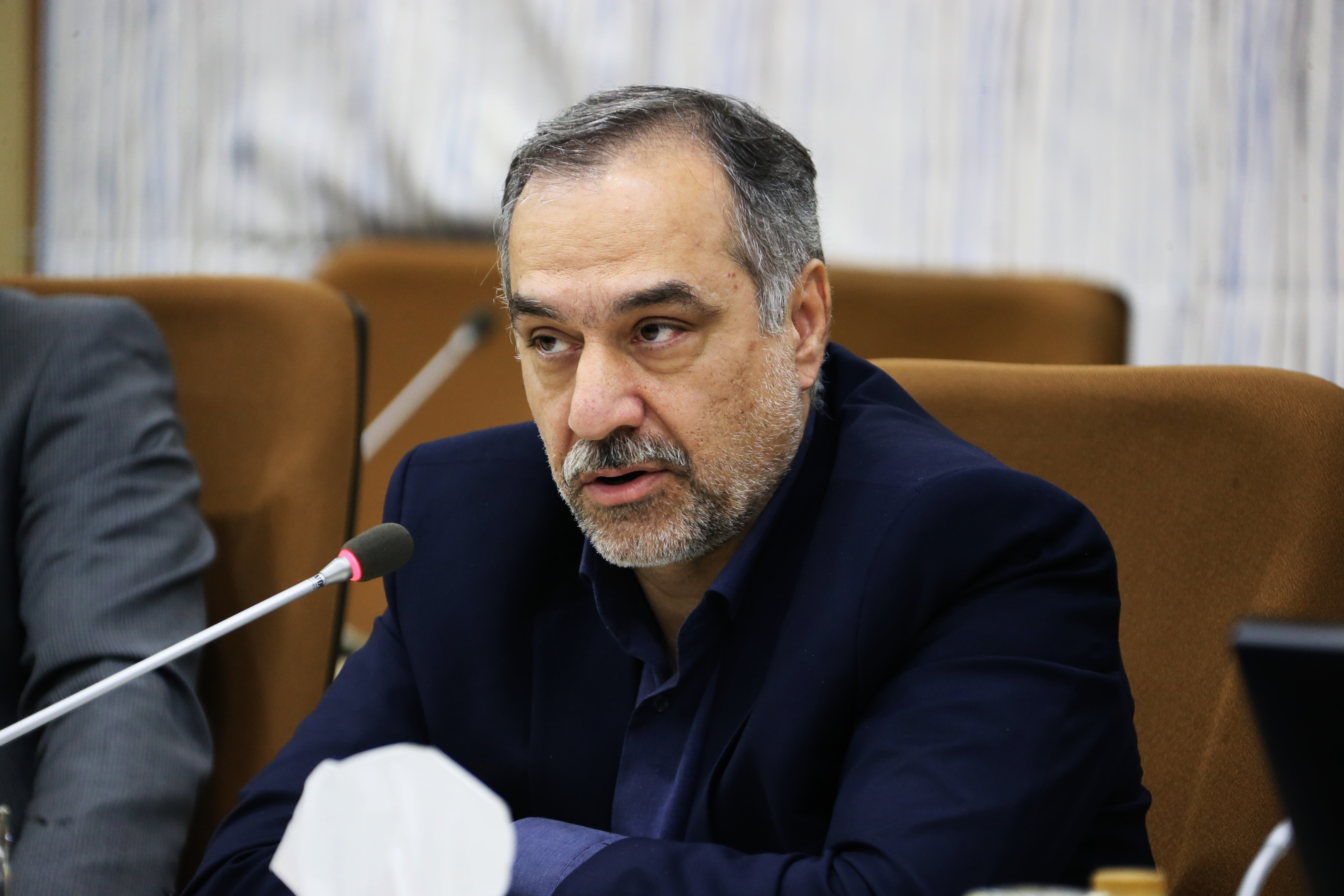 مدیرعامل سازمان تدارکات پزشکی منصوب شد/ تاکید رئیس جمعیت هلالاحمر بر رفع موانع تولید محصولات و خدمات دارویی