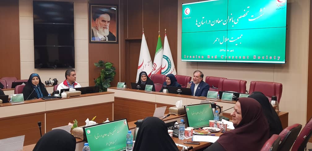 زنان؛ هدایتگران توانمند در بحران/ تقویت توان تصمیمگیری در بحرانها با حضور زنان