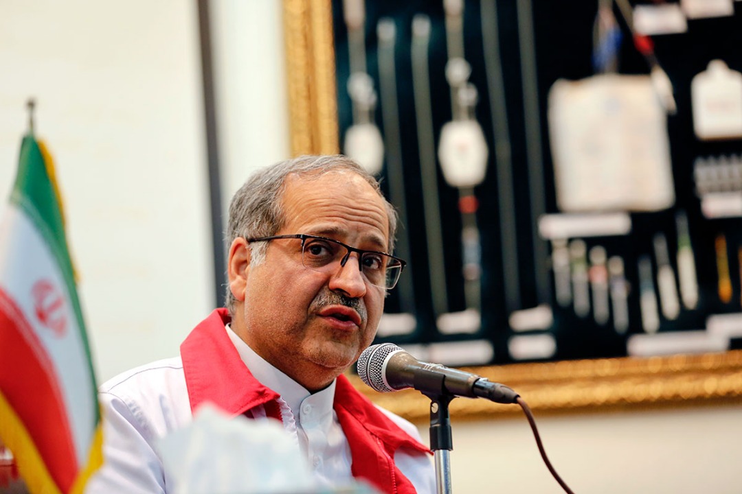 خداحافظی دکتر پیروی از خانواده هلالاحمر