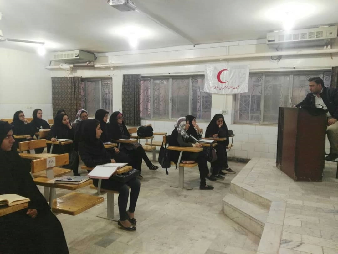 برگزاری دورههای تخصصی پیشبیمارستانی و جستوجو و نجات در حوادث در یزد