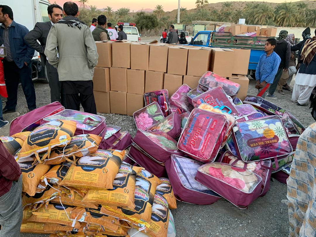بهرهمندی بیش از 2500 نفر در قلعهگنج کرمان از خدمات کاروان نشاط و امید