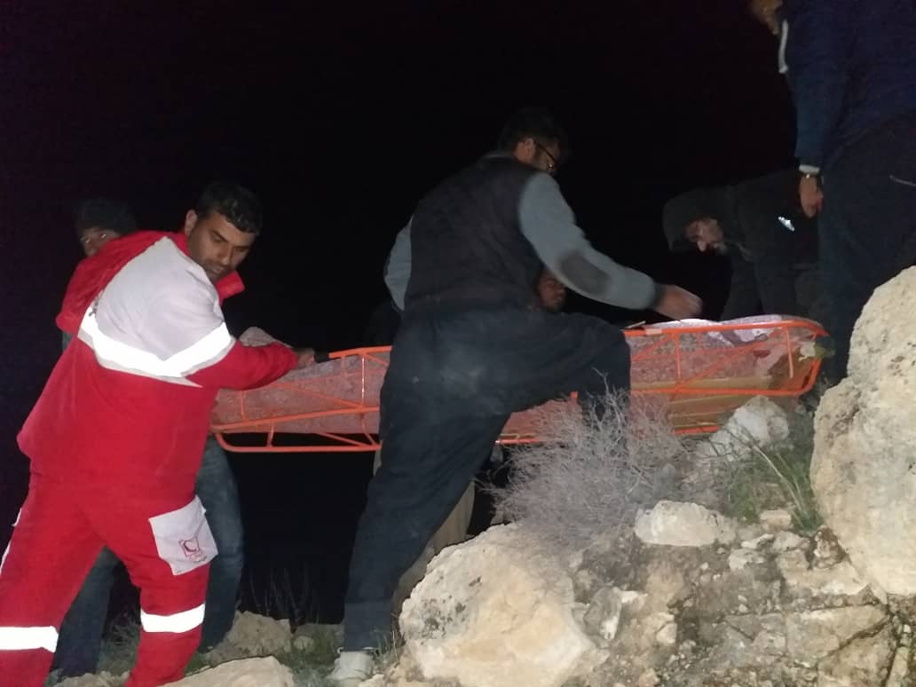 نجات مرد گمشده در ارتفاعات بستک هرمزگان