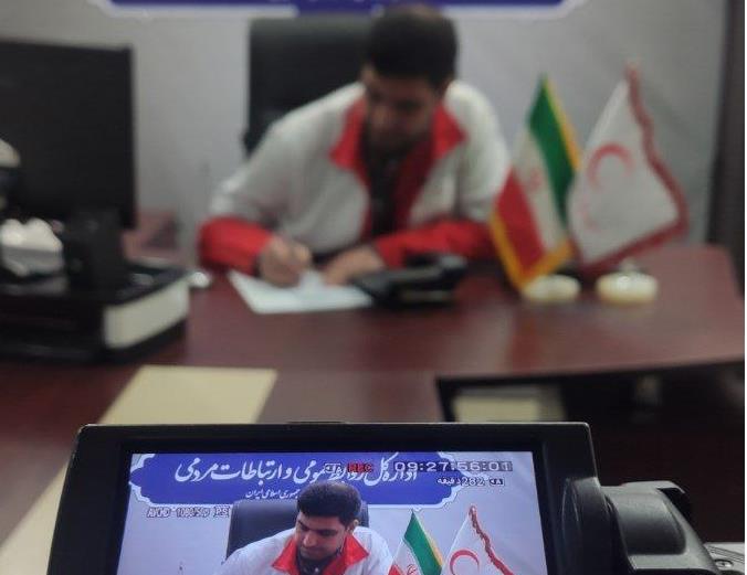 پاسخ به سوالات ۹۰ امدادگر در ارتباط زنده با معاون عملیات هلال‌احمر
