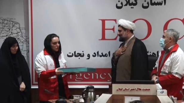 نسرین بابایی بازیگر مطرح سینما و تلویزیون عضو داوطلب جمعیت هلال احمر شد