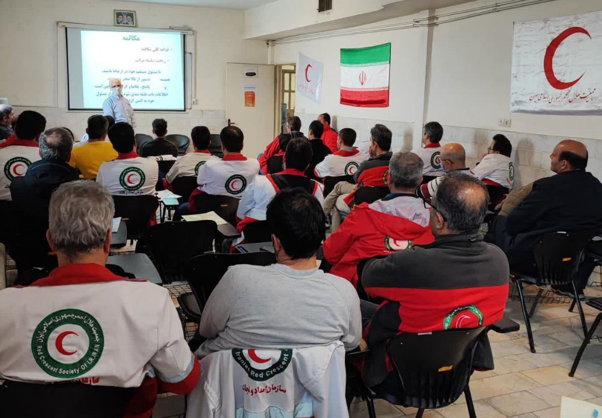 برگزاری نخستین دوره تربیت مربی ارتباطات رادیویی در هلال احمر