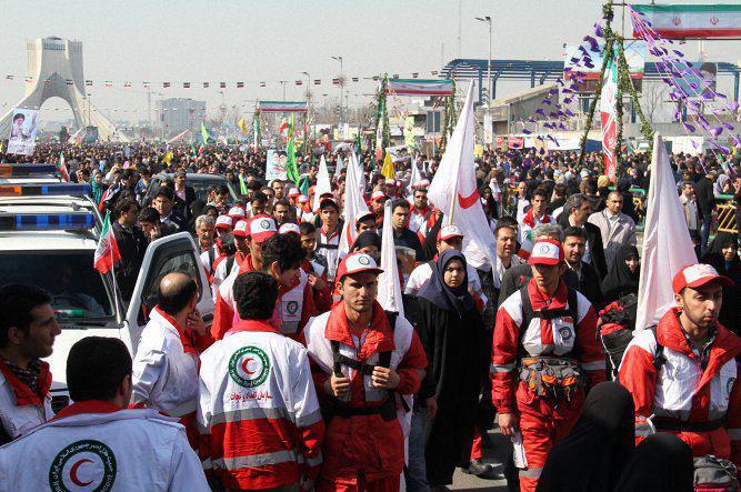 آماده باش 160 تیم امدادی هلالاحمر تهران در راهپیمایی 22 بهمن