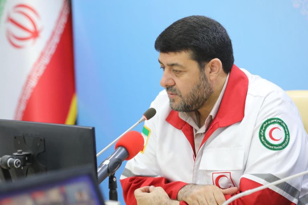 معاینه پیش از اعزام حجاج با دقت ادامه دارد/هلال احمر تا زمان بازگشت آخرین مسافرین در آماده باش است
