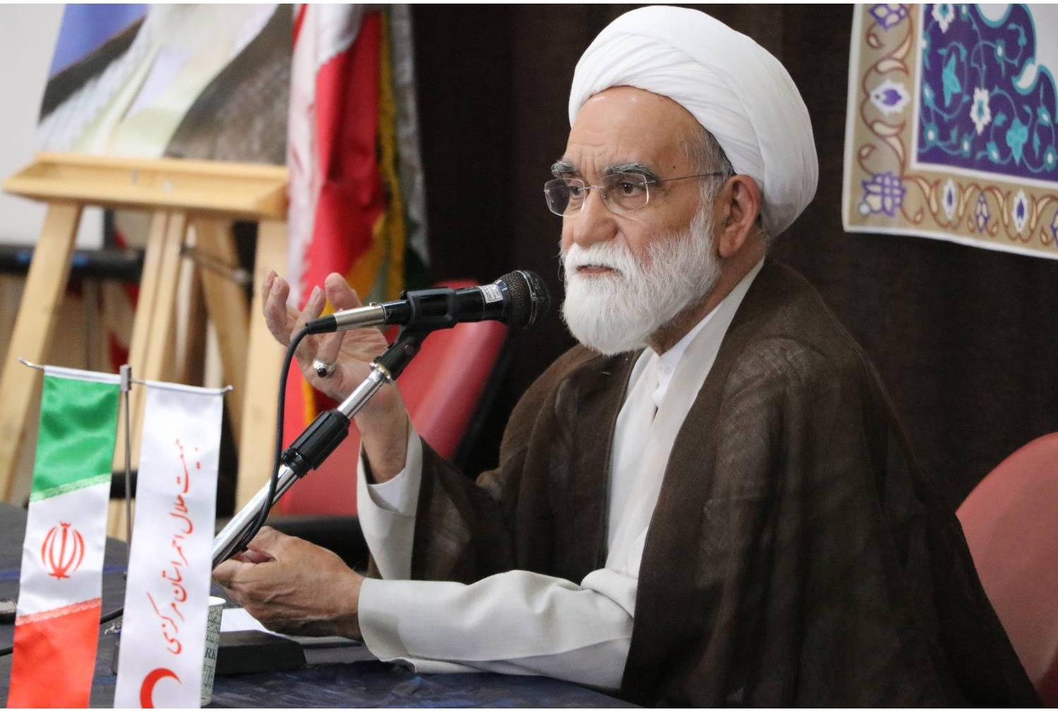 نماینده رهبر معظم انقلاب در هلال‌احمر تاکید کرد: ائمه جماعات؛ سفیران امیدآفرینی در جامعه
